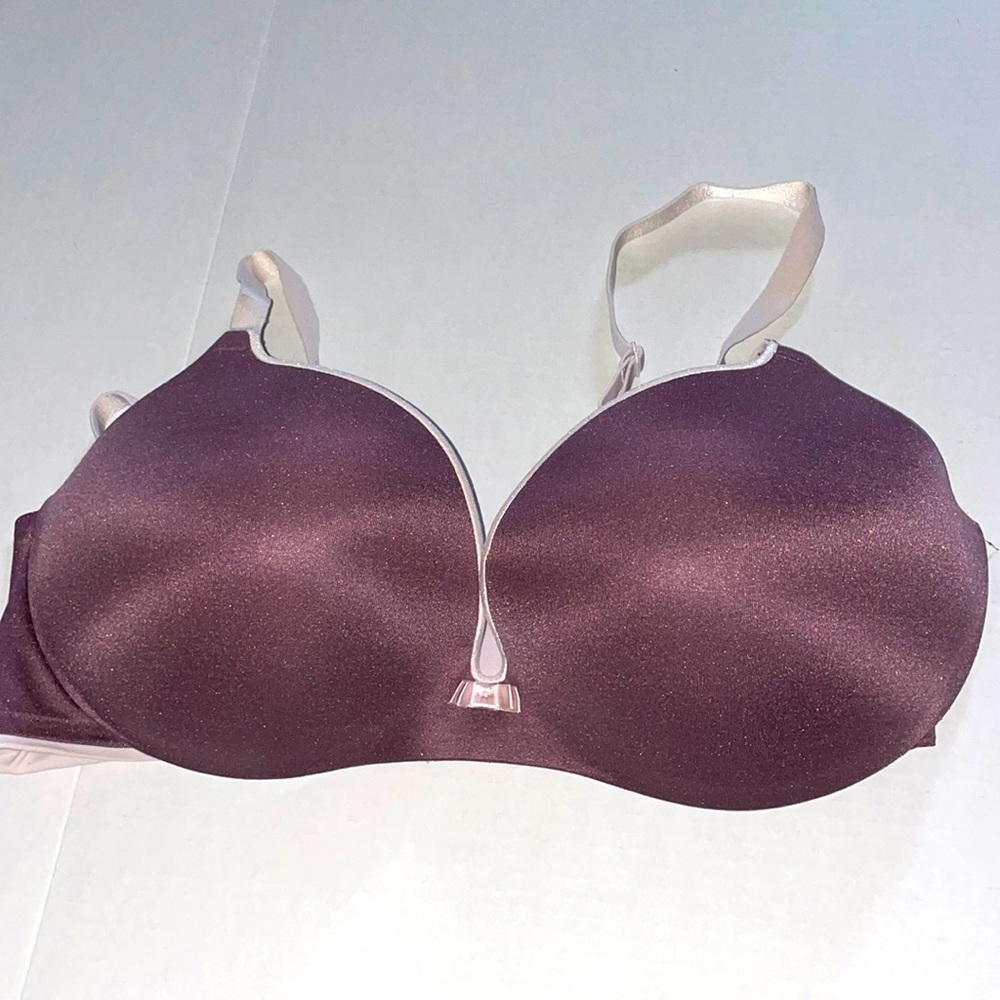 Victoria’s Secret black purple and white bra 38DD
